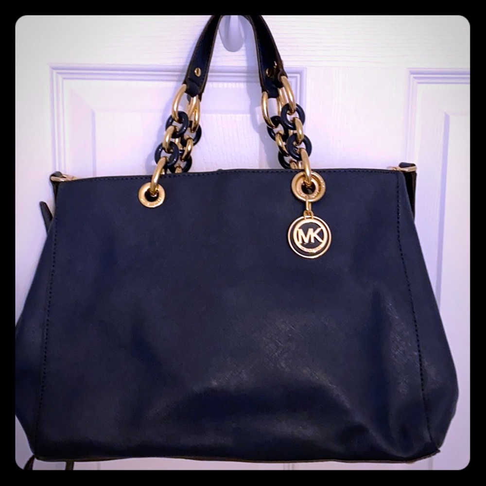 Blue Michael kors shoulder bag with strap